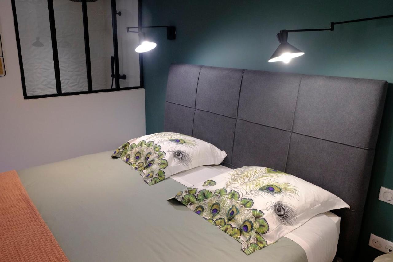 Le Loft De La Grange Bed & Breakfast Arles Bagian luar foto
